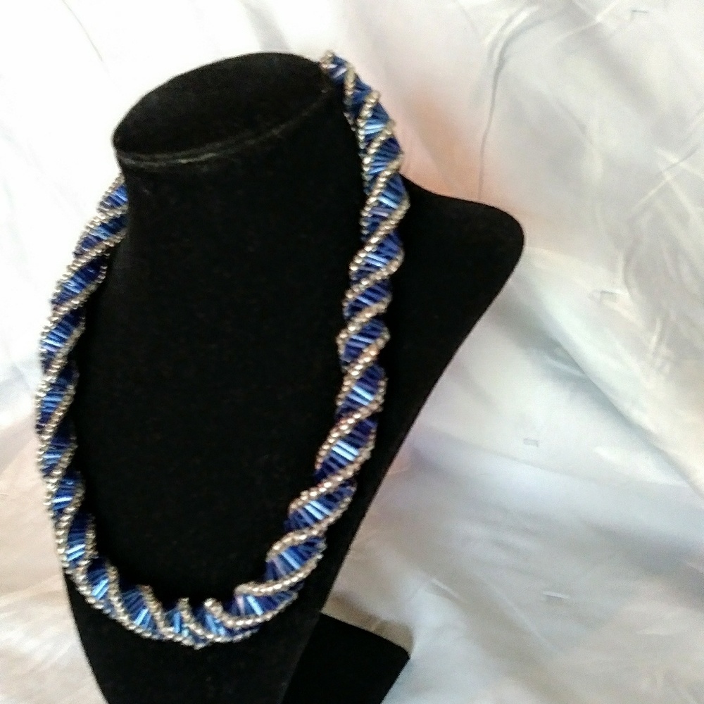 PurpleKittyCreations/Necklace/Handmade